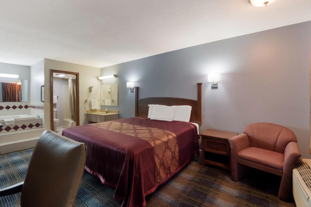 Rodeway Inn Augusta West - Fort Eisenhower Екстериор снимка